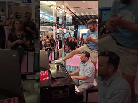 Boogie Boys (Bart.Szopiński & Michał Cholewiński) at Montreal International Airport, Canada.