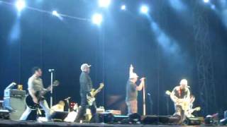 Beatsteaks - Not Ready To Rock @ Greenfield 2010 [HQ]