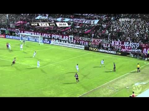 Jugada de Newell's Old Boys vs. Atletico Mineiro