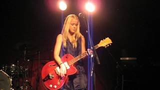 Tina Dickow - Cruel To The Sensitive Kind (Live 2008)