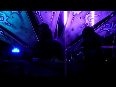 Megalopsy intro 1 - Tribes Connection VI / PSF (fr)