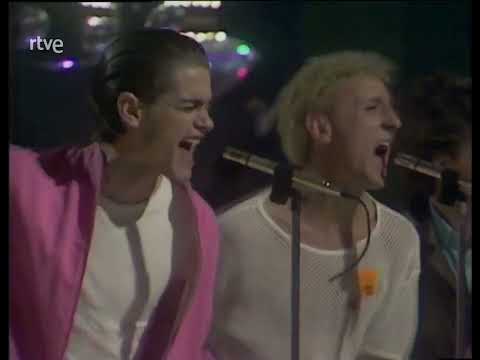 Radio Futura,"Enamorado de la Moda Juvenil".DIRECTO en TVE,programa Fantástico 80,el 26/06/1980.