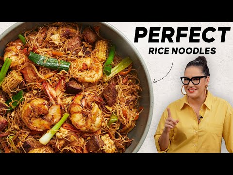Cook Rice Noodles Like A Pro | Singapore Noodles | Marion's Kitchen