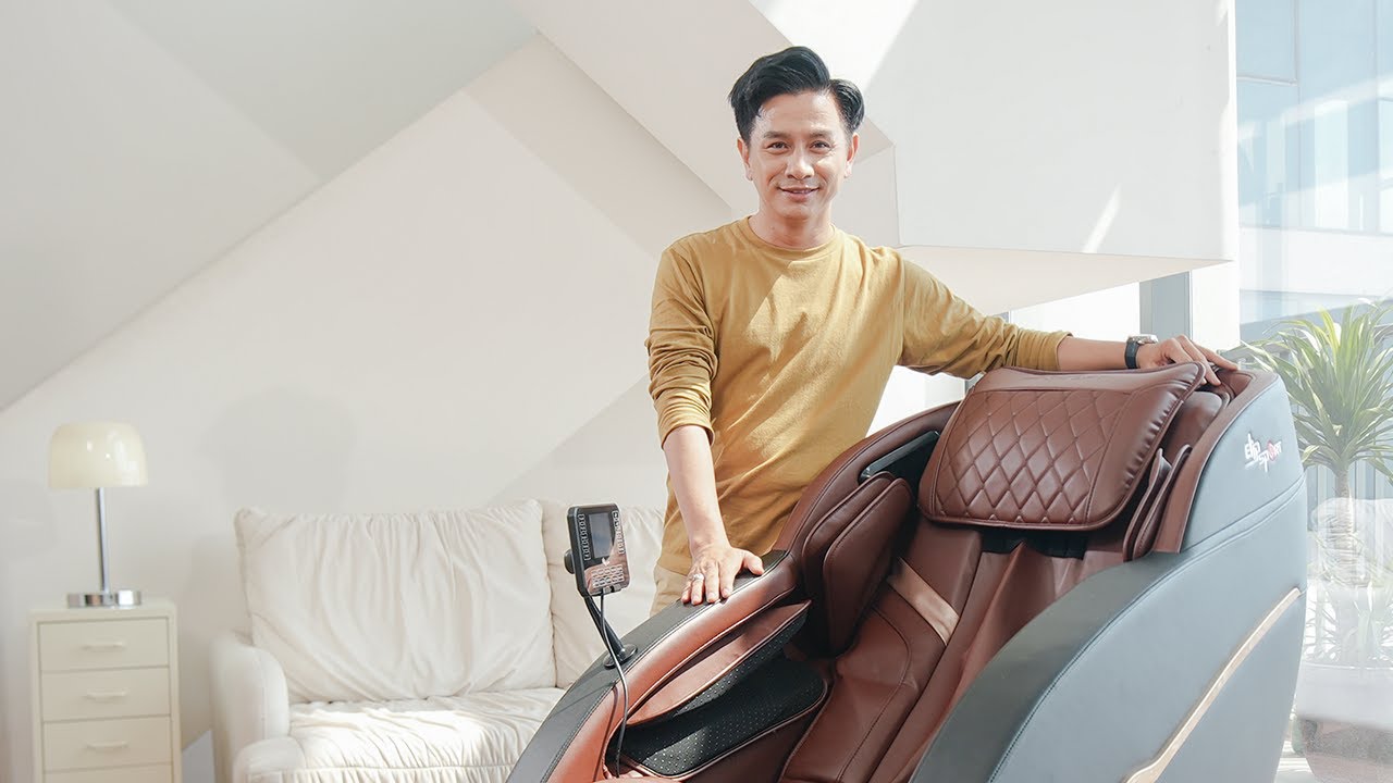 Diễn Viên Đình Toàn Vô Cùng Ưng Ý Ghế Massage ELIP E3 - Sản Phẩm Tốt Nhất Cùng Phân Khúc Giá