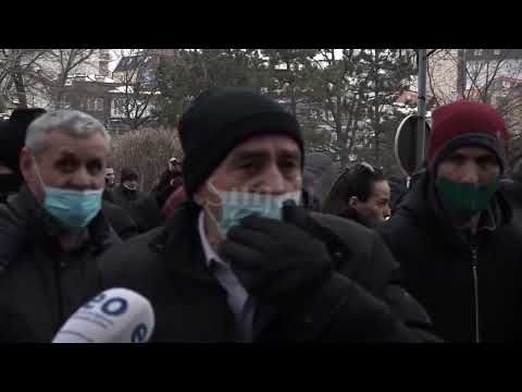 “Albin qeni, Albin hajni .. o pis” - I moshuari i nervozuar fyen kryeministrin Kurti