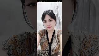 Download lagu Bigo Live Bar bar / goyangan maut tante tammmii/update terbaru mp3