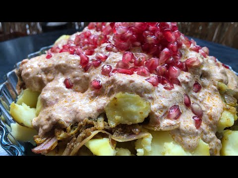 Potato salad recipe, potatoes with caramelized onion, fused with yogurt, pomegranate salsa