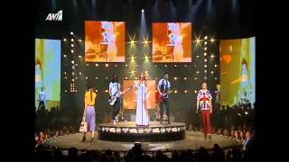 Paola ft Melisses | Ena Tragoudi Pes Mou Akoma (MADWALK 2013) HD