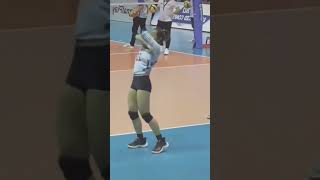 Download lagu Aksi Pemain Voli Cantik Bikin Penonton Sesak Nafas mp3