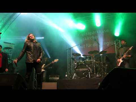 Nathan James w Ten Ahead 09-05-2014 Sweet Child Of Mine (Cover) @ Seebühne Zülpich GER