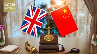 Xi Jinping mantiene una conversación telefónica con el primer ministro británico, Andy Burnham