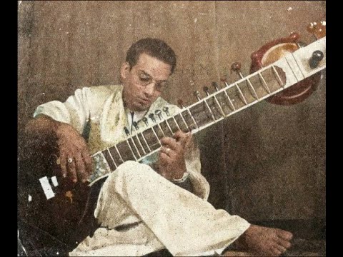 Ustad Vilayat Khan (sitar) - Raga Bageshree (live)