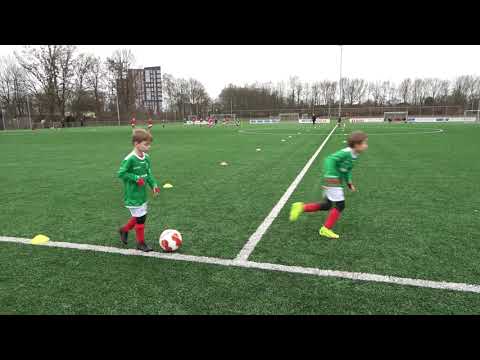 Eerste helft DOVO JO11-3 - DOVO JO10-2.