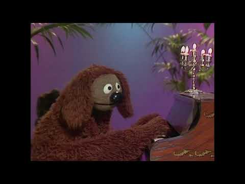 The Muppet Show - 412: Phyllis George - “You and I and George” (1979)