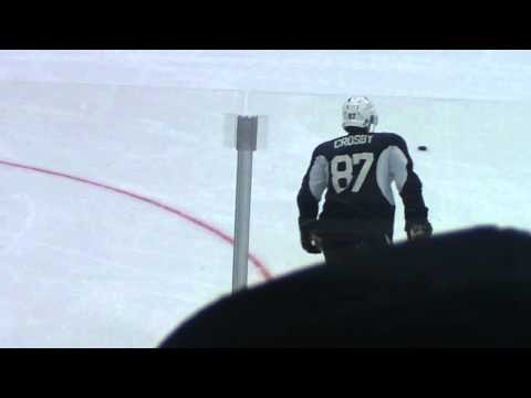 Sidney Crosby Pittsburgh Penguins training camp 2011
