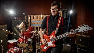 Video thumbnail for Third Man Bumble Buzz by Union Tube & Transistor | CME Gear Demo by Chicago Music Exchange