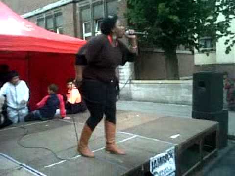 ochi queen pon di scene