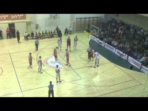 basket.ba: 11.kolo / M / Sloboda - Građanski 73 : 67