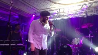 Hands Are Clever by Alex Clare Live