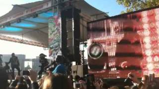 [21May2010] - Usher live on Sunrise :: "Yeah!"