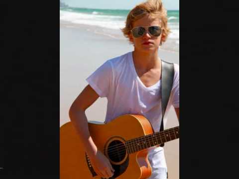 Cody Simpson ft. Flo Rida - iYiYi