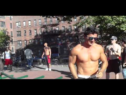 International athletes (pt 2) Muscle ups World Record