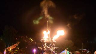 Fusion Festival 2011 Feuerinstallation an der Turmbühne