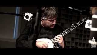Béla Fleck &amp; Abigail Washburn - And Am I Born to Die [Live at WAMU&#39;s Bluegrass Country]