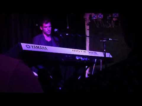 Jon McLaughlin - That's Why I'm Talking To You & All of Me (Cover) [LIVE]
