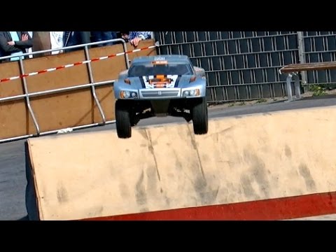 RC Jump Car in Action HPI Racing Presentation Intermodellbau 2015 Dortmund *1080p50fpsHD*