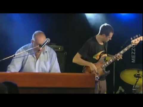 Starsky and Hutch Theme - James Taylor Quartet  live 3 apr 2004