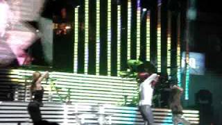 Alejandra Guzmán - Falso amor - FENAZA 2009