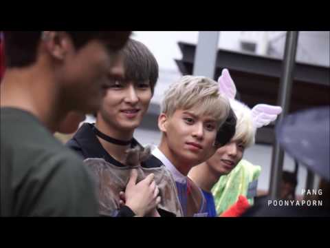 161028 SF9 interview at Music Bank