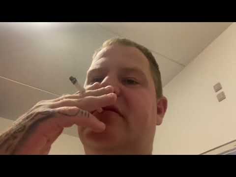 God fredag og weekendt den står på slappe af se film og spille dejlig