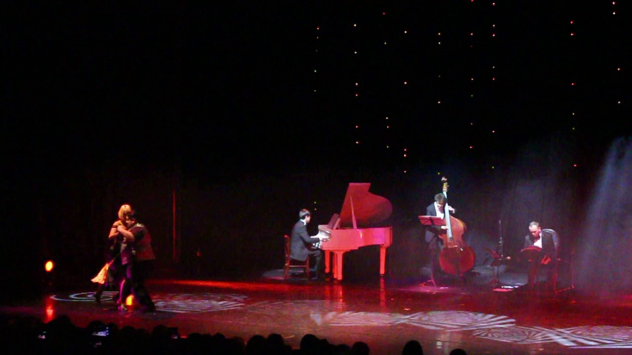 5. Aoniken Quiroga & Alejandra Mantiñan