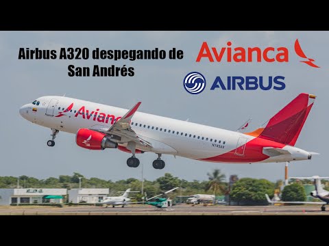 Despegando en la cabina del aeropuerto San Andrés, Colombia. Airbus A320.