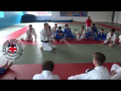 Gemma Gibbons trapped leg