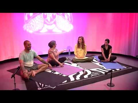 Yogaxpress # 633 with Megan (Manjari) Skelly, Mateo (Mati) Sharuma, Jennell Hedges