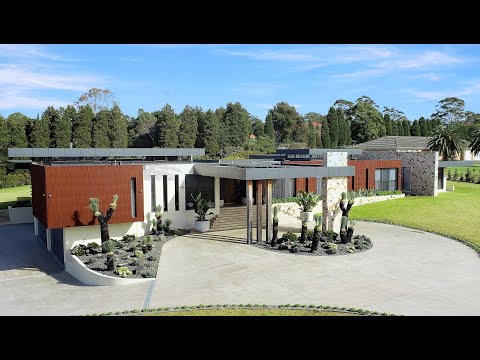 DURAL HOUSE A Luxury New Home Designed by © Luke Van Jour Distinct Innovations