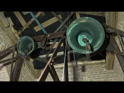 MEZŐCSÁT (H) - A Szent István király templom harangjai