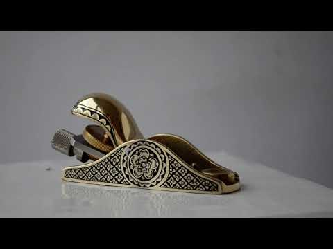 Lie-Nielsen Violin Maker's Block Plane / Engraved by Mikhail Davydov