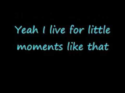 download lagu mp3 mp4 Brad Paisley Little Moments Lyrics, download lagu Brad Paisley Little Moments Lyrics gratis, unduh video klip Brad Paisley Little Moments Lyrics