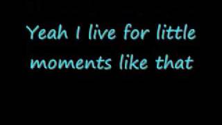 Little Moments (Like That) -- Brad Paisley *LYRICS*