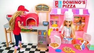 Domino Pizza Shop + Barbie PIZZA CHEF Playset Puppe Pizza Laden Pizzeria pour poupée Koki Barbie
