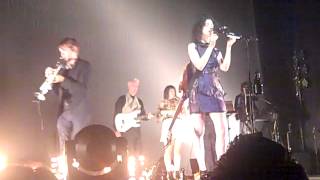 David Byrne &amp; St. Vincent (Annie Clark) - &quot;Forest Awakes&quot; - Tower Theater, Philadelphia - 9/27/12
