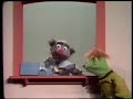 Classic Sesame Street Farley Lost His Toy Box HQ