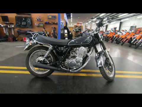2015 Yamaha SR400 in Grimes, Iowa - Video 1