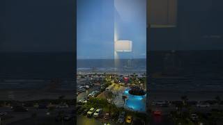 Quick weekend getaway to the beach 🏖️🤗 @hilton  #Vlog #ditl #MomsofTikTok #eating #Foodie