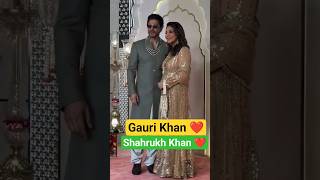 Download lagu Shahrukh Khan with Gauri Khan Snapped At Event ❤️#shorts #shahrukh_khan mp3