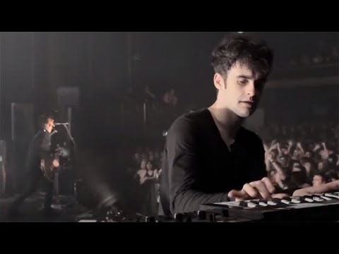 BLACK REBEL MOTORCYCLE CLUB - "Spread Your Love" (Live In London)